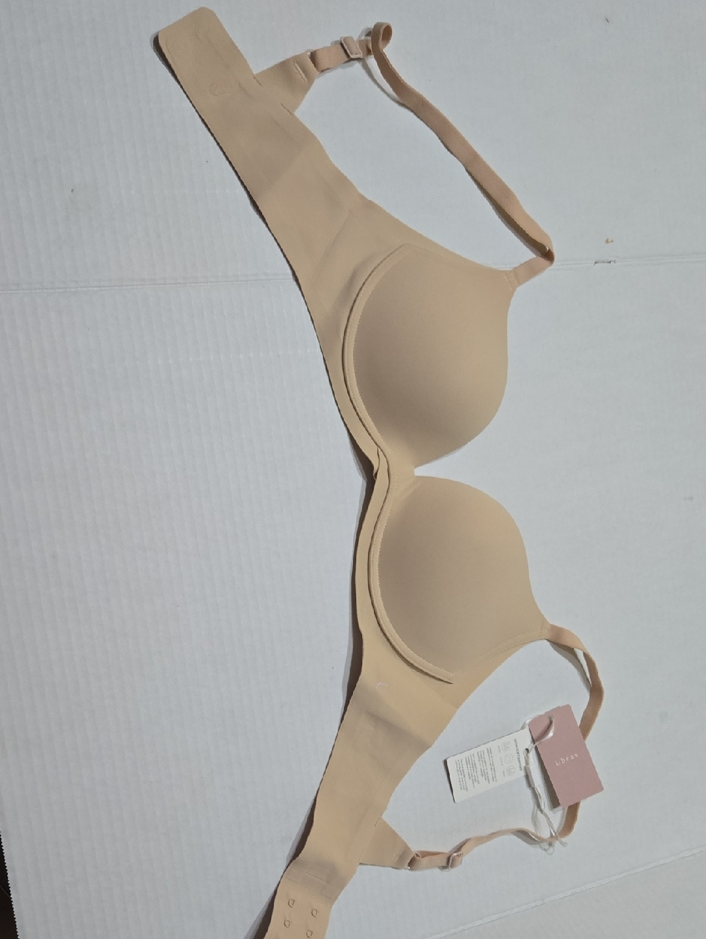 Nude Smooth T-Shirt Bra - Comfortable Seamless Support NWT B 75 WOMEN